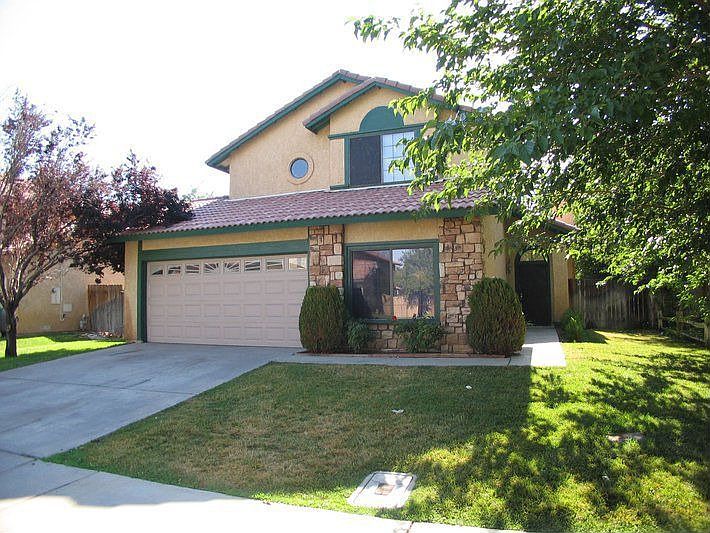 1st image of 44922 Rock Island Dr