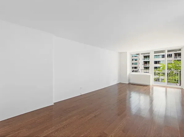 220 East 65th Street image 1 of 15