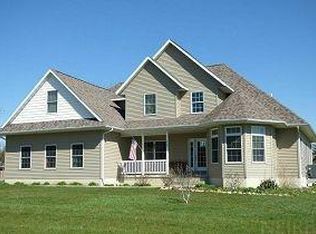 305 Sherman St, Dysart, IA