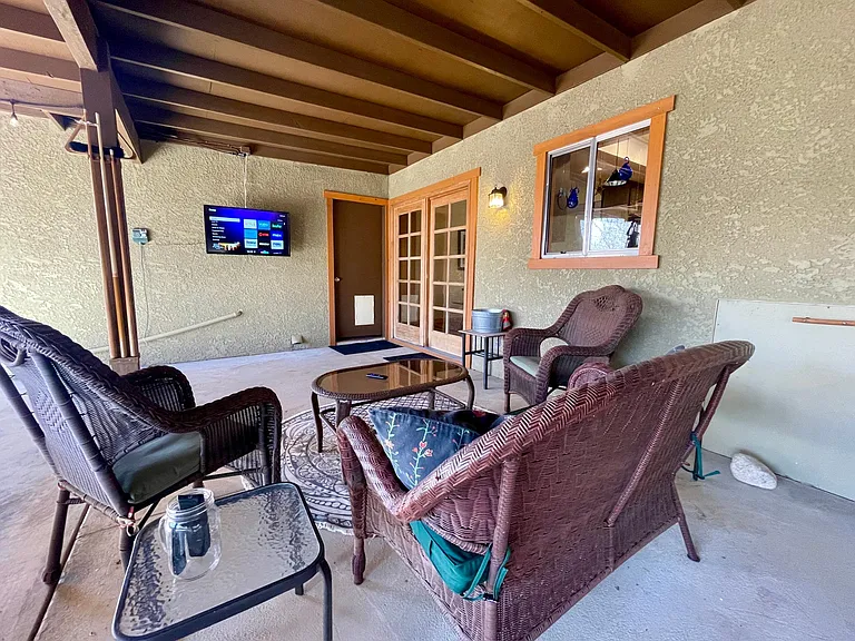 6564 Pine Springs Ave — Photo 30