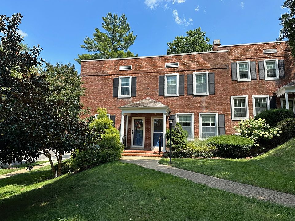 1st image of 2903 S Columbus St #1