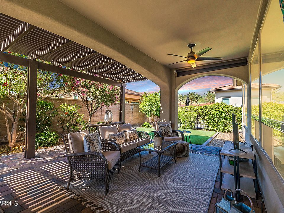 1st image of 749 E SUGAR APPLE Way