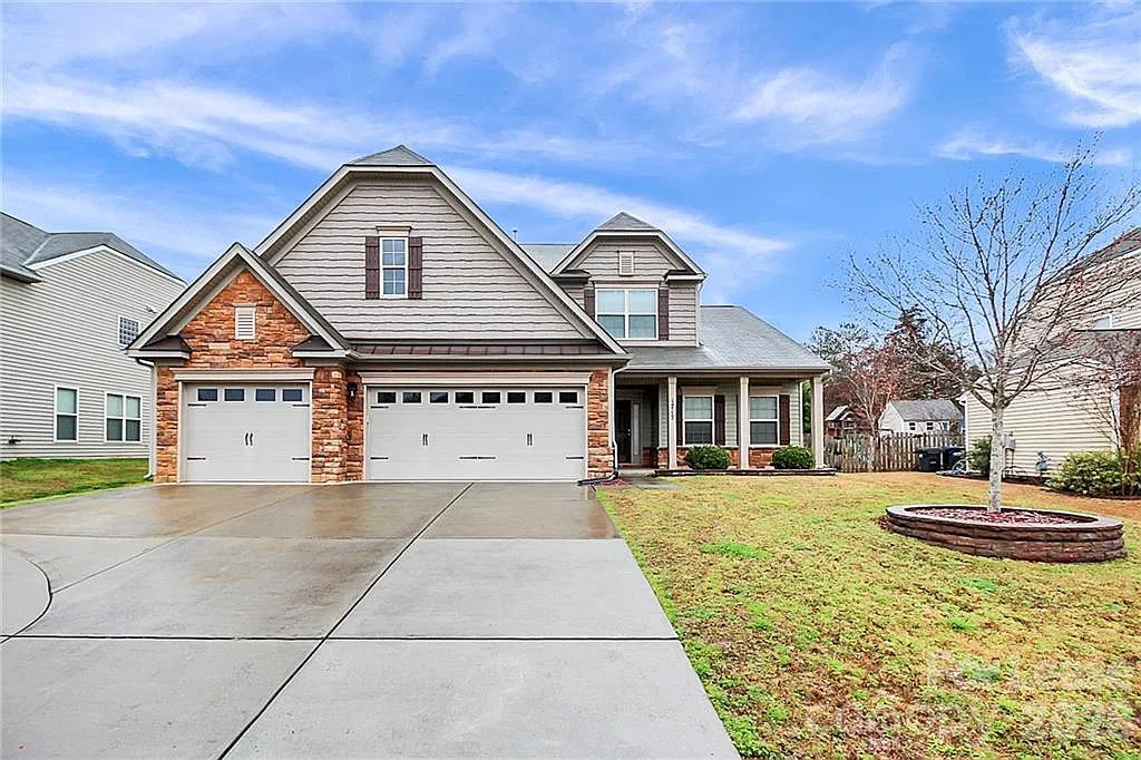 1717 Hoosac Drive Waxhaw, NC 28173 - 1 — Photo 1