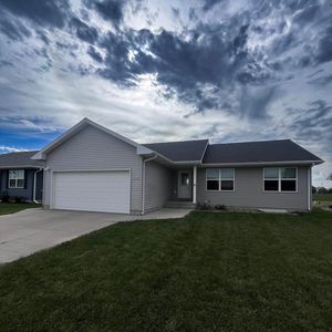 1305 E 16th St, Kearney, NE, 68847