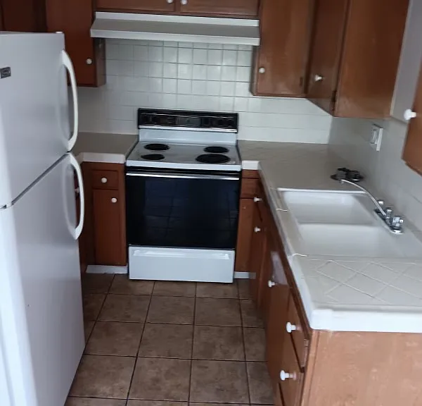 844 S Marengo Ave #4 — Photo 1