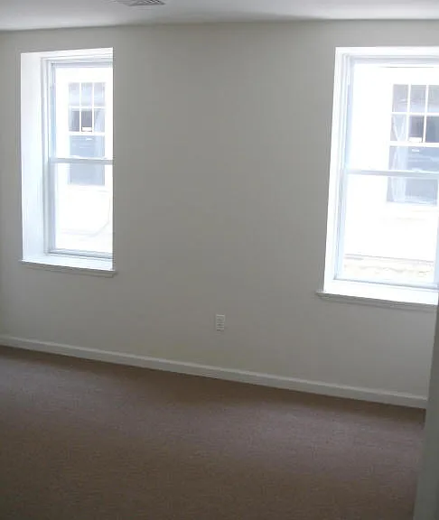 1311-13 S 52nd St #6 — Photo 2