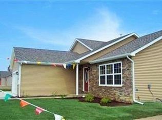 18432 Peggy Sue Dr, Lowell, IN 46356