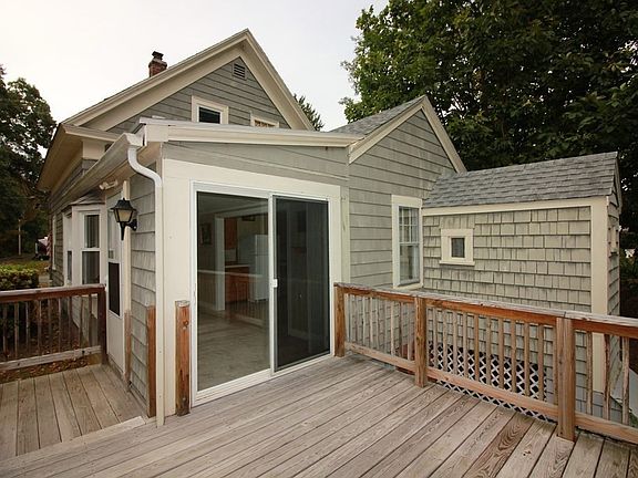 3rd image of 77 Taunton St