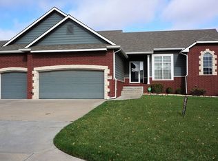4037 N Westbrook Ct, Maize, KS 67101
