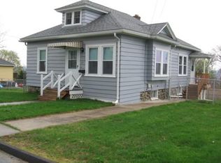 22 Carpenter Ave, Worcester, MA 01605