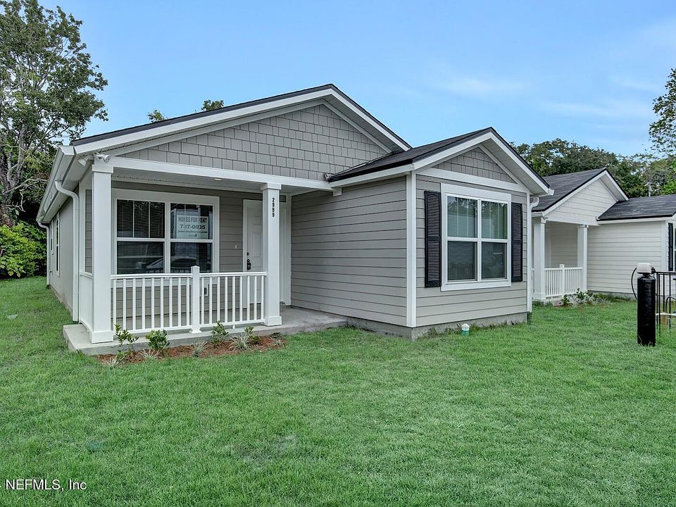 1st image of 2989 REXFORD Street