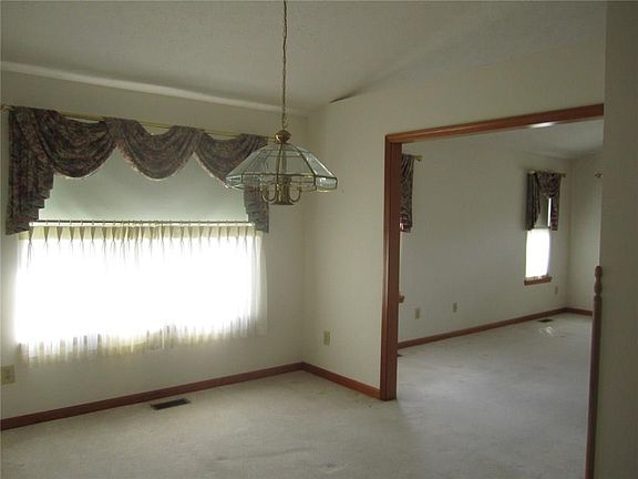4th image of 519 S Luett Ave