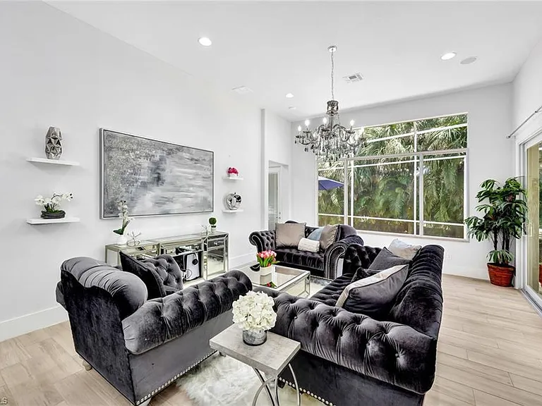 8910 Paseo De Valencia St — Photo 9
