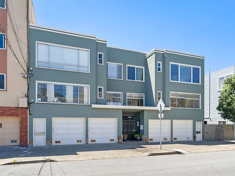 4441 Balboa St #2 — Photo 6