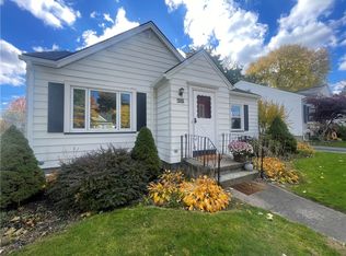 285 Brett Rd, Rochester, NY 14609
