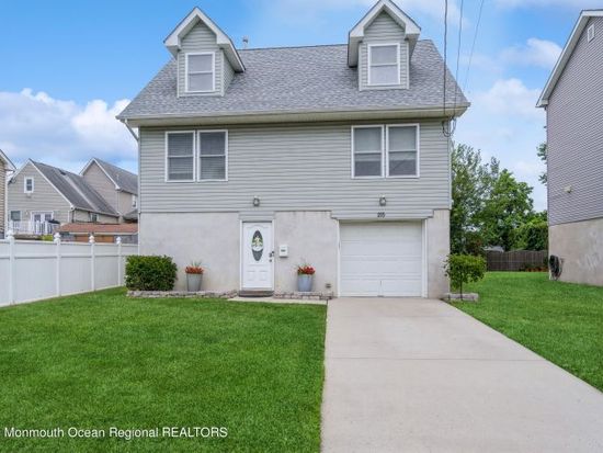 215 Campbell St, Union Beach, NJ 07735