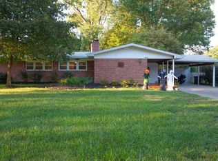 7810 Lauderdale Dr, Evansville, IN 47715