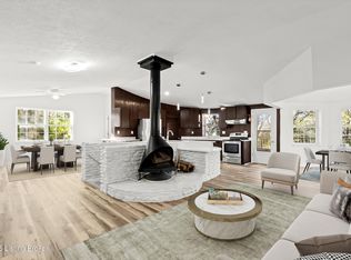 8609 Codington Ct, Jeffersontown, KY 40299