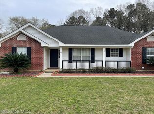 1690 Woodforest Dr, Semmes, AL 36575