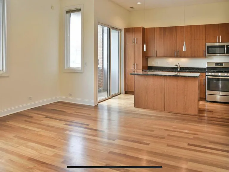 1356 W Augusta Blvd #401 — Photo 18