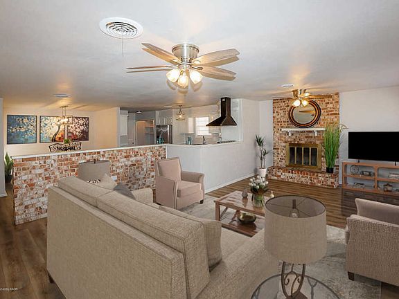 3rd image of 4439 Mesa Cir