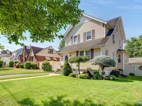 244 Bell Ave, Hasbrouck Heights, NJ 07604