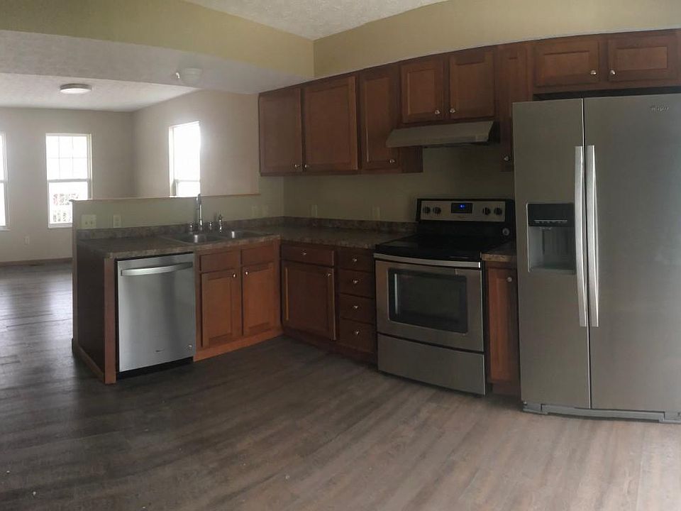 1st image of 109 Ingold St