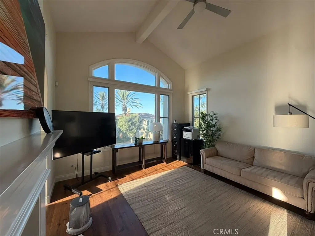 3 bed, 3.5 bath, 3333 sqft, $19,995 — Photo 2