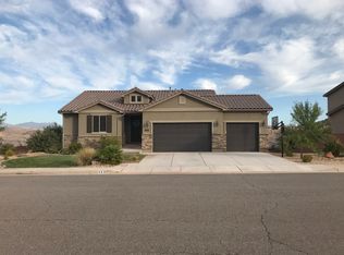 469 E Barcelona Dr, St George, UT 84790