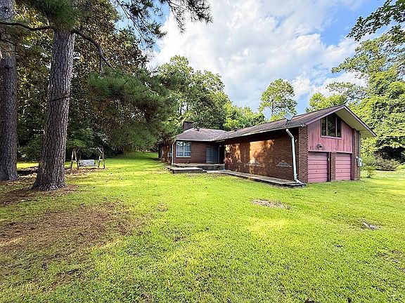 4th image of 203 Camellia Rd