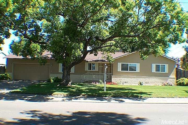 1st image of 3348 Fresno Ave