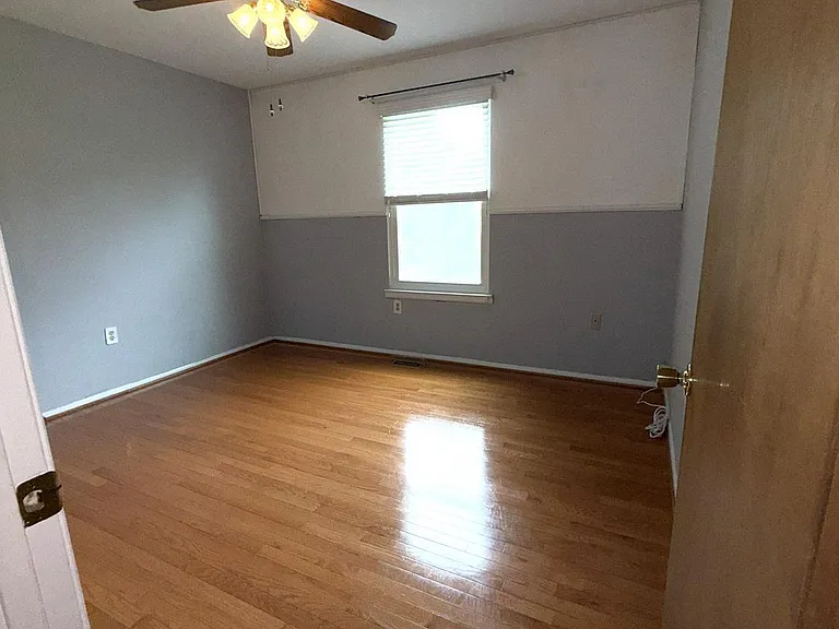 6410 Coleton Ct — Photo 20