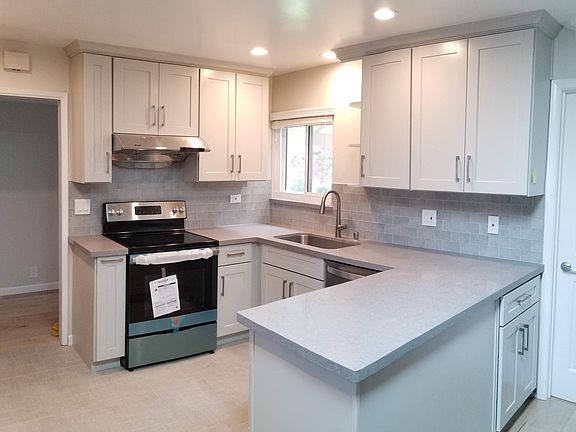 3rd image of 5814 Soltero Dr