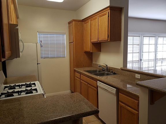 4th image of 5030 Bakman Ave #301