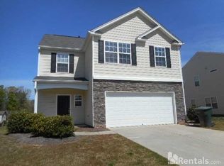 5 Silverbrook Ct, Greensboro, NC 27301