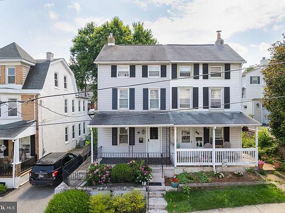 3rd image of 19 Merion Ave