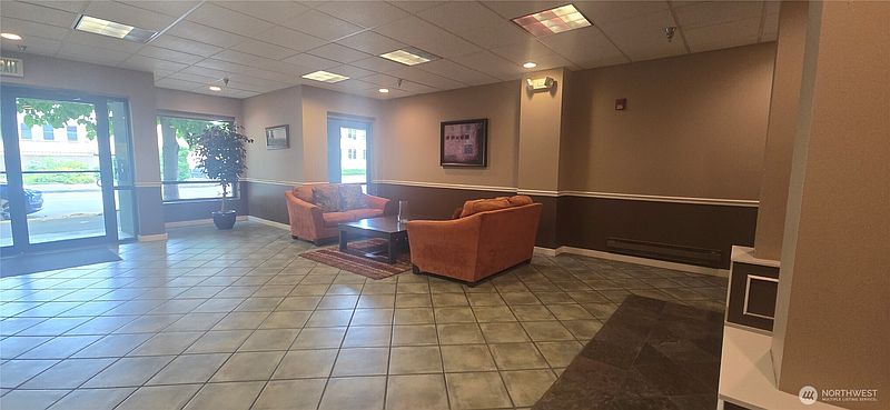2nd image of 12345 Roosevelt Way NE #406