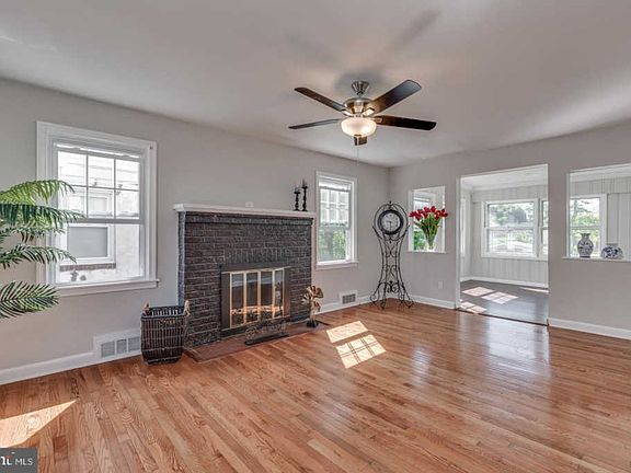 5th image of 6114 High St