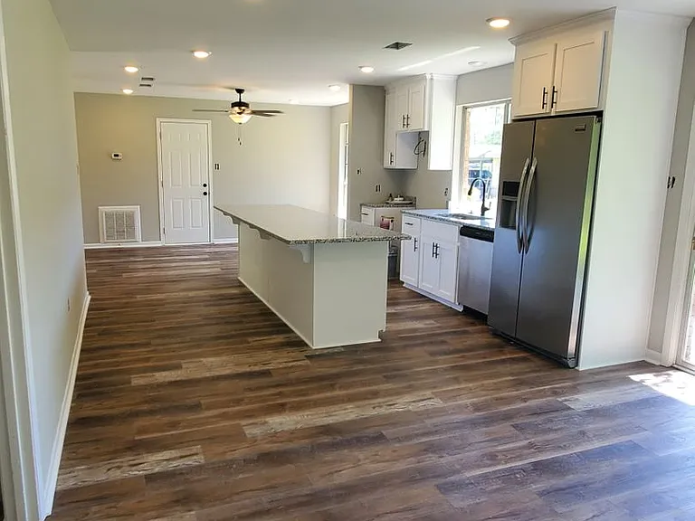 103 Greene Dr — Photo 11