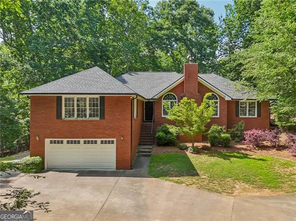 6030 Terrace Lake Point, Flowery Branch, GA 30542