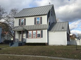 9 Pine St, Greenfield, MA 01301