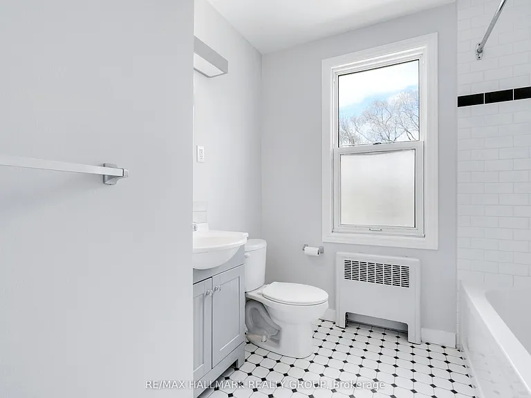 310 Byron Ave #3 — Photo 18