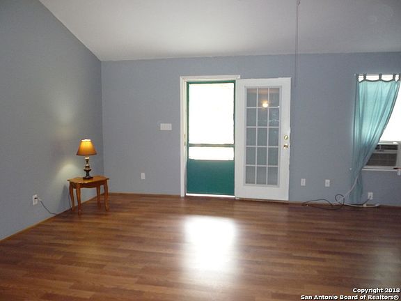 3rd image of 4022 Brook Oak Dr