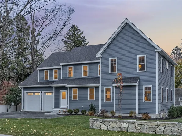4 Hildreth St, Westford, MA 01886