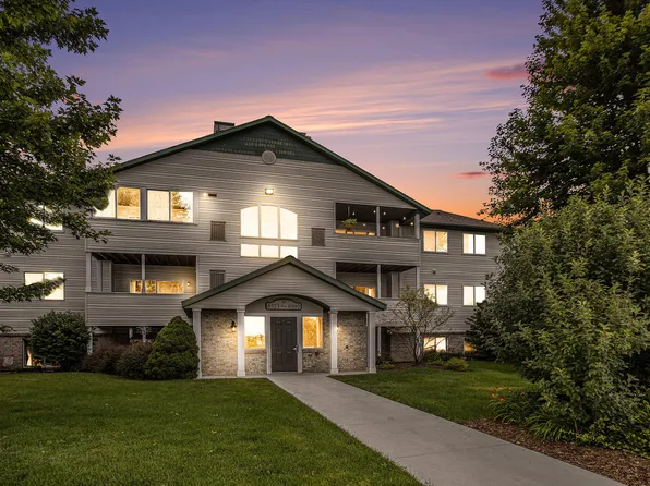 6577 Clover Ct SE #203, Caledonia, MI 49316