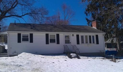 2nd image of 62 Wessagussett Rd