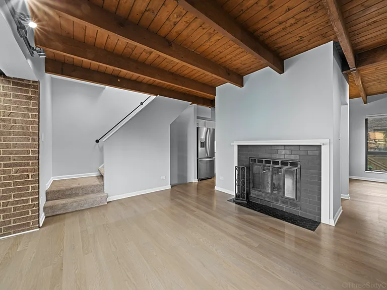 2644 N Wayne Ave #E — Photo 4
