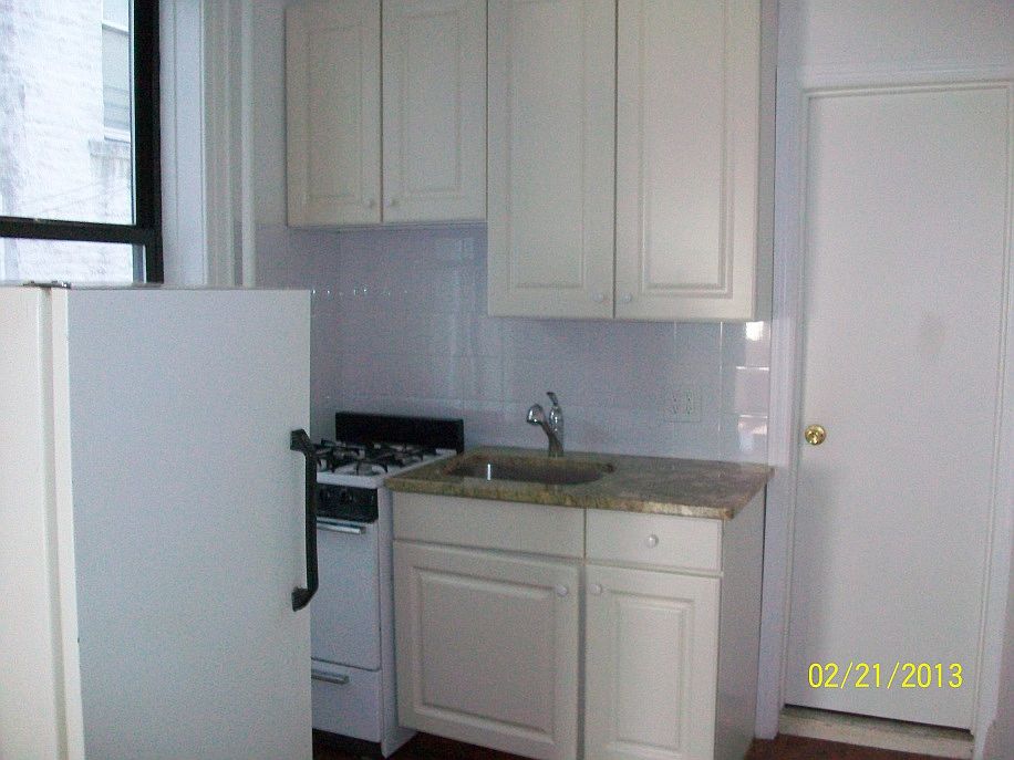 1st image of 1363 Ovington Ave