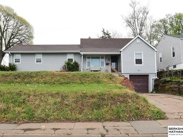 3723 N 54th St, Omaha, NE 68104