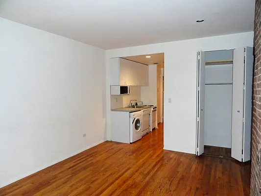 Rented by Prince Real Estate Associates LLC | media 26